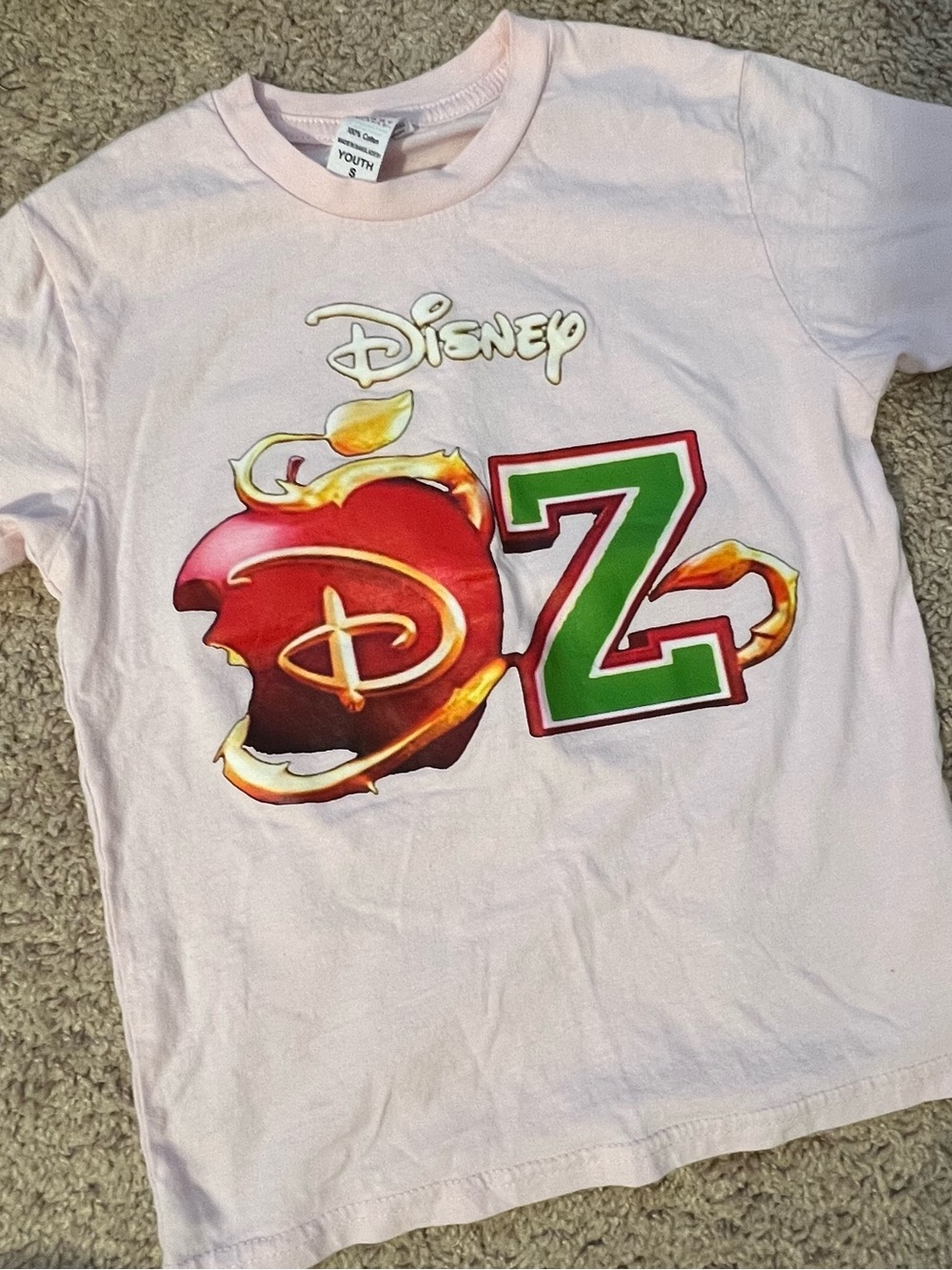 Disney Girls' Light Pink Short Sleeve Tee with Red Apple & Green 'Z' Graphic
